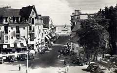 44 La Baule Place de la Chapelle